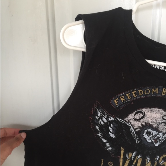 Tank - Picture 2 of 4